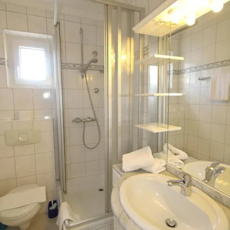 Duenenrose Hoeber 아파트 *